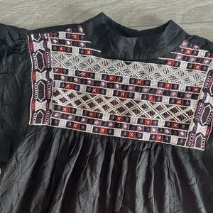 Raga Sample Diana Black Embroidered Short Sleeve Yoke Top Size Small